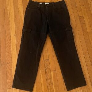 Universal Thread black cargo jeans
